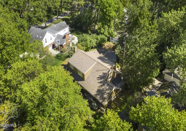 Photo 39 of Single family home for sale at 2242 Dundas Rd, Ottawa Hills, OH 43606 | MLS# 10013678 | Listing updated on 2026-10-26
