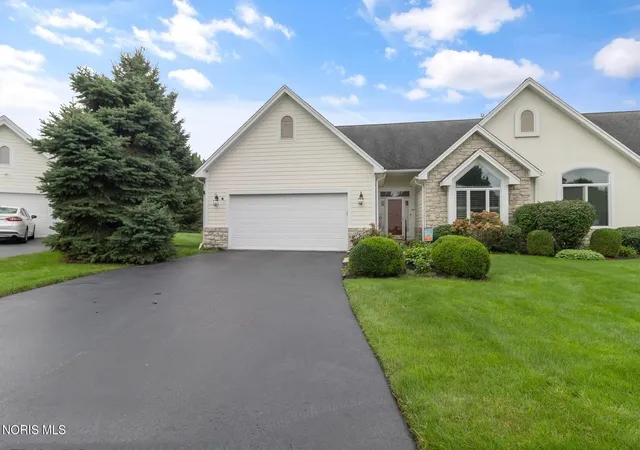 Photo 3 of Sale Pending at 4827 Marble Cliff Blvd, Sylvania, OH 43560 | MLS# 10013699 | Listing updated on 2026-09-29
