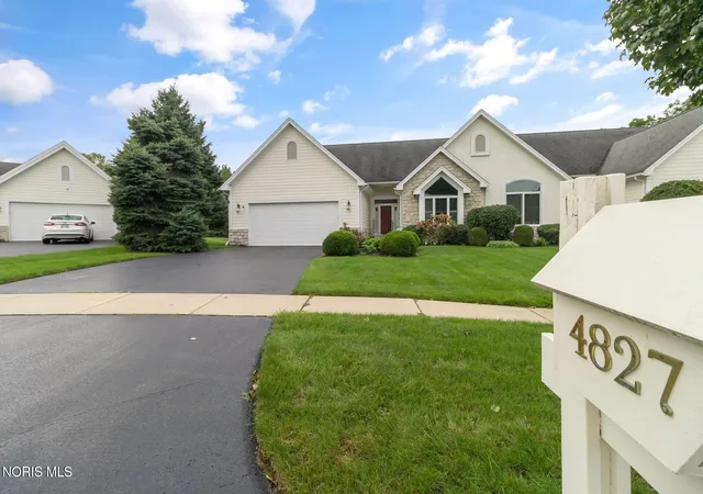 Photo 3 of Sale Pending at 4827 Marble Cliff Blvd, Sylvania, OH 43560 | MLS# 10013699 | Listing updated on 2026-09-29
