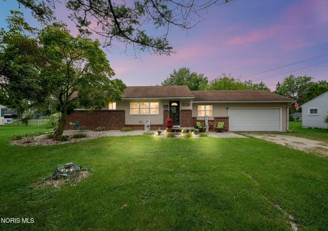 Photo 1 of Single family home for sale at 23348 W Centerfield Dr, Genoa, OH 43430 | MLS# 10013685 | Listing updated on 2026-10-07