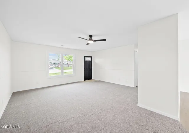 Photo 3 of Single family home for sale at 1237 Vincent St, Findlay, OH 45840 | MLS# 10013900 | Listing updated on 2026-10-02