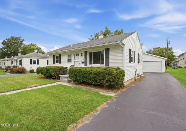 Photo 2 of Sale Pending at 308 Clifton Ave, Findlay, OH 45840 | MLS# 10013703 | Listing updated on 2026-09-24