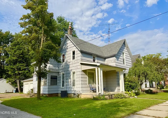 Photo 1 of Single family home for sale at 416 Toledo St, Elmore, OH 43416 | MLS# 10013828 | Listing updated on 2026-09-23