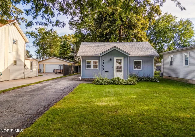 Photo 2 of Single family home for sale at 3068 123rd Street, Toledo, OH 43611 | MLS# 10013708 | Listing updated on 2026-10-07