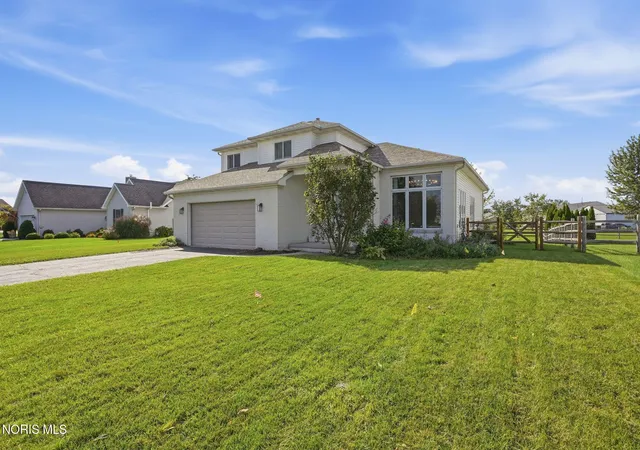 Photo 3 of Single family home for sale at 3130 Steeple Chase Ln, Perrysburg, OH 43551 | MLS# 10013744 | Listing updated on 2026-10-04