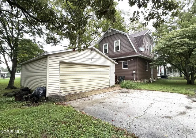 Photo 3 of Single family home for sale at 305 S Mary St, Forest, OH 45843 | MLS# 10013714 | Listing updated on 2026-09-21