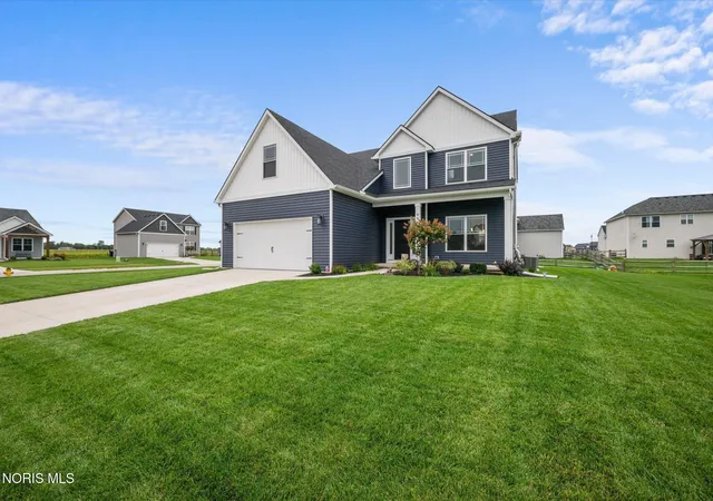 Photo 3 of Single family home for sale at 9850 Harrier Cir, Sylvania, OH 43560 | MLS# 10013792 | Listing updated on 2026-10-05