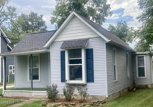 Photo 1 of Single family home for sale at 415 Central Ave, Findlay, OH 45840 | MLS# 10013726 | Listing updated on 2026-09-22