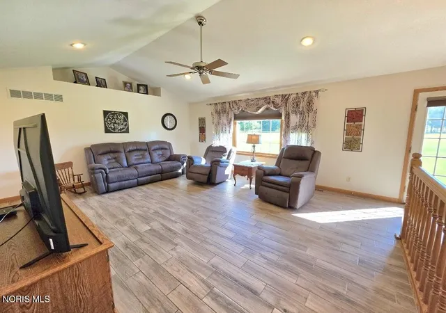 Photo 2 of Single family home for sale at 9460 Hofferbert Rd, Columbus Grove, OH 45830 | MLS# 10013748 | Listing updated on 2026-10-16