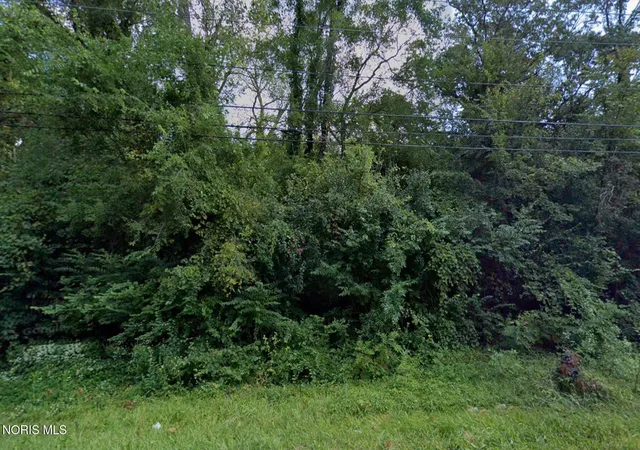 Photo 3 of Land for sale at 883 N Mccord Rd, Toledo, OH 43615 | MLS# 10013749 | Listing updated on 2026-10-06