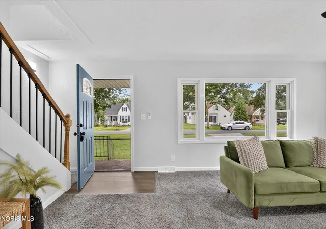 Photo 1 of Single family home for sale at 5028 Arbor Way, Sylvania, OH 43560 | MLS# 10013753 | Listing updated on 2026-10-05