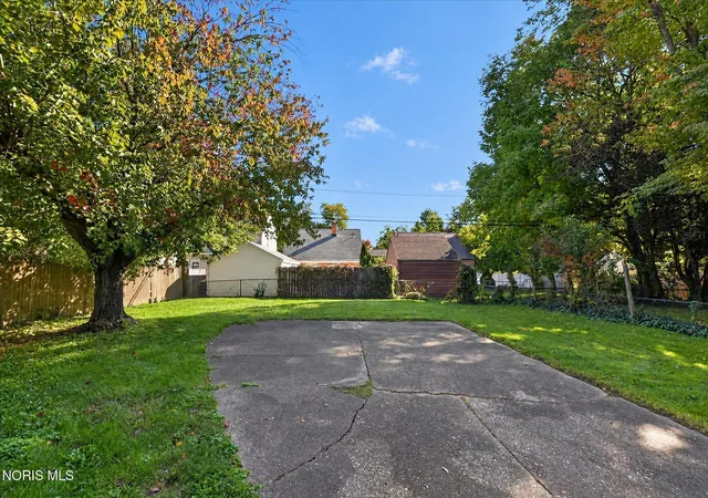 Photo 44 of Sale Pending at 2624 Merrimac Blvd, Toledo, OH 43606 | MLS# 10013793 | Listing updated on 2026-10-24