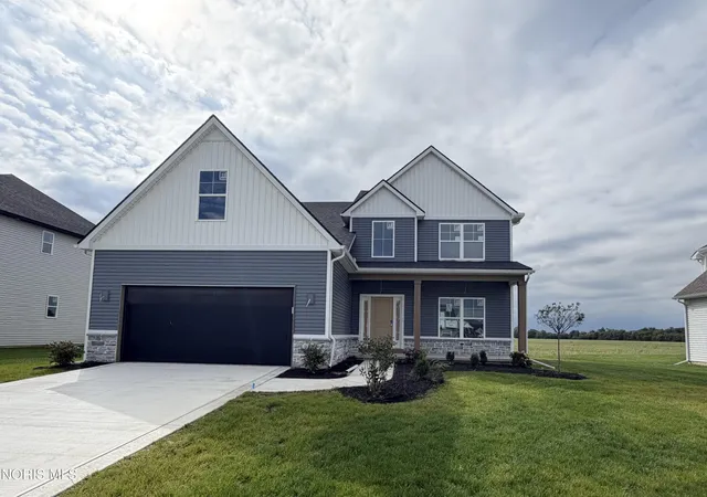 Photo 1 of Single family home for sale at 9845 Featherwood Ln, Sylvania, OH 43560 | MLS# 10013816 | Listing updated on 2026-10-05