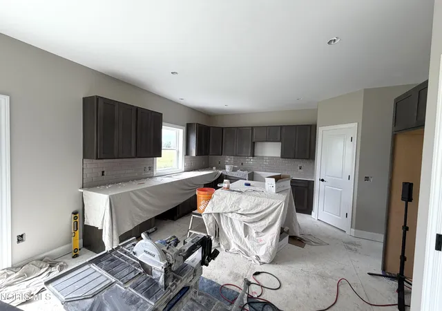 Photo 2 of Single family home for sale at 9845 Featherwood Ln, Sylvania, OH 43560 | MLS# 10013816 | Listing updated on 2026-10-05