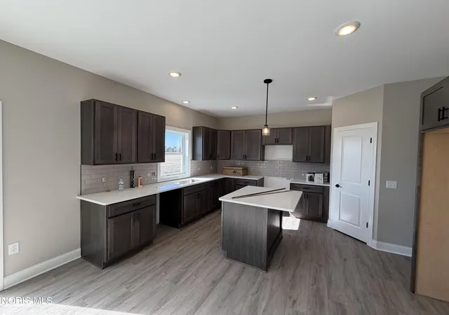 Photo 1 of Single family home for sale at 9845 Featherwood Ln, Sylvania, OH 43560 | MLS# 10013816 | Listing updated on 2026-10-30