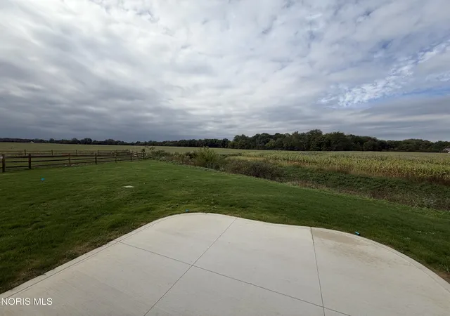 Photo 2 of Single family home for sale at 5439 Osprey Ln, Sylvania, OH 43560 | MLS# 10013819 | Listing updated on 2026-10-05