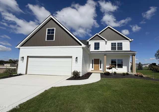 Photo 1 of Single family home for sale at 5045 Magnolia Dr, Oregon, OH 43616 | MLS# 10013771 | Listing updated on 2026-09-24