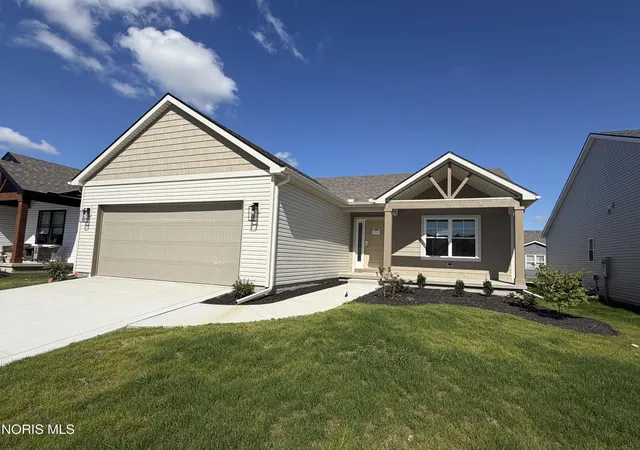 Photo 1 of Sale Pending at 5037 Easton Dr, Oregon, OH 43616 | MLS# 10013843 | Listing updated on 2026-10-04