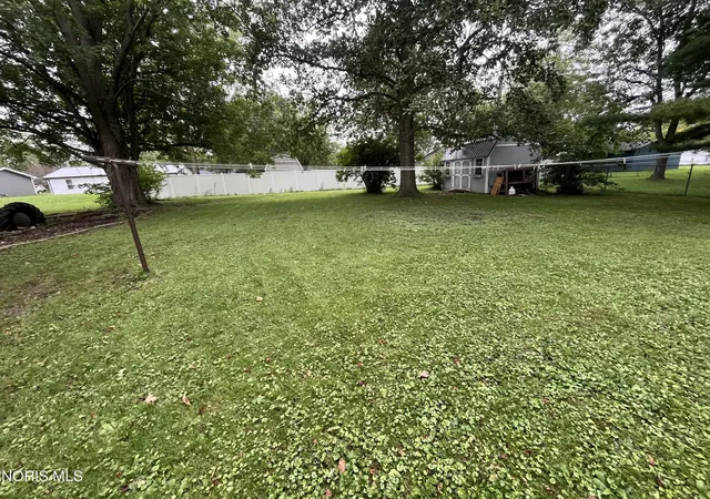 Photo 4 of Single family home for sale at 919 Delaware Ave, Montpelier, OH 43543 | MLS# 10013812 | Listing updated on 2026-09-23