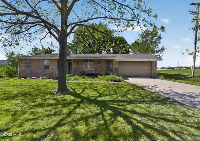 Photo 3 of Single family home for sale at 7491 Oh 109, Delta, OH 43515 | MLS# 10013780 | Listing updated on 2026-09-25