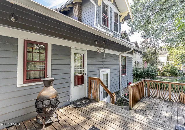 Photo 3 of Single family home for sale at 3833 Drexel Dr, Toledo, OH 43612 | MLS# 10013782 | Listing updated on 2026-10-09