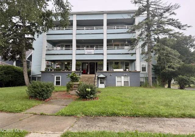 Photo 3 of Multi family home for sale at 1302 Harvard Blvd, Toledo, OH 43614 | MLS# 10013790 | Listing updated on 2026-09-28