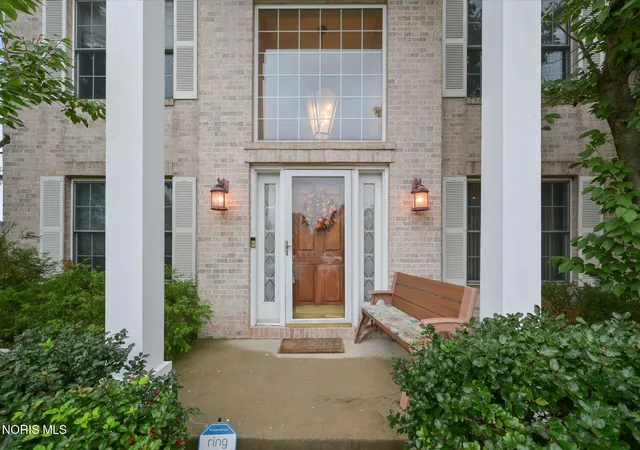 Photo 3 of Single family home for sale at 7143 Marissa Ct, Maumee, OH 43537 | MLS# 10013845 | Listing updated on 2026-10-21