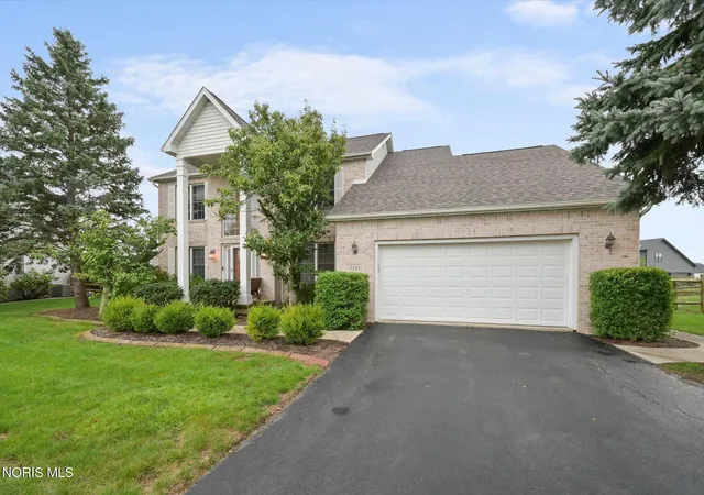 Photo 4 of Single family home for sale at 7143 Marissa Ct, Maumee, OH 43537 | MLS# 10013845 | Listing updated on 2026-10-21