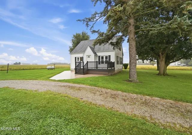 Photo 2 of Single family home for sale at 23852 County Rd H, Archbold, OH 43502 | MLS# 10013804 | Listing updated on 2026-10-05