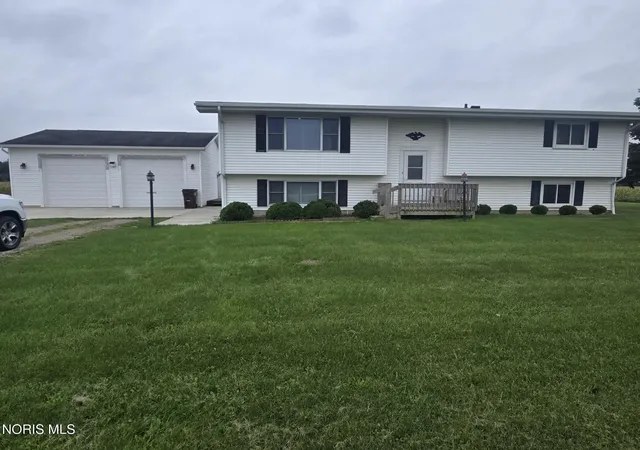 Photo 1 of Single family home for sale at 10945 County Rd D, Wauseon, OH 43567 | MLS# 10013824 | Listing updated on 2026-09-28