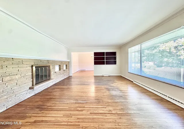 Photo 3 of Single family home for sale at 2208 Valley Brk Dr, Toledo, OH 43615 | MLS# 10013885 | Listing updated on 2026-10-18