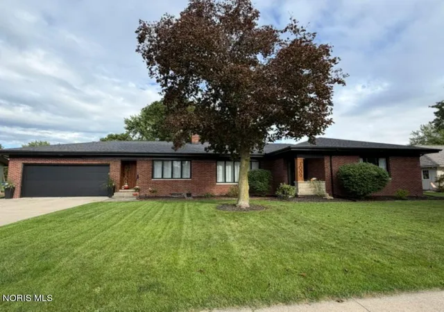 Photo 2 of Single family home for sale at 1009 S Portland St, Bryan, OH 43506 | MLS# 10013851 | Listing updated on 2026-10-08