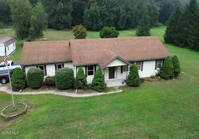 Photo 3 of Single family home for sale at 13140 Archbold Whitehouse Rd, Swanton, OH 43558 | MLS# 10013872 | Listing updated on 2026-09-25