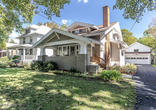 Photo 2 of Single family home for sale at 3547 Island Ave, Toledo, OH 43614 | MLS# 10013884 | Listing updated on 2026-10-06
