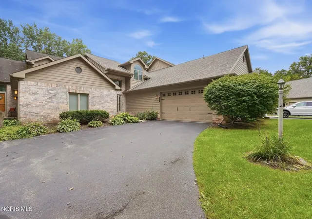 Photo 1 of Condo for sale at 5537 Hidden Pines Way, Toledo, OH 43623 | MLS# 10013868 | Listing updated on 2026-10-15