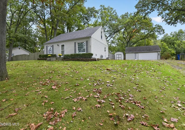 Photo 4 of Single family home for sale at 5304 Selma St, Toledo, OH 43613 | MLS# 10013912 | Listing updated on 2026-10-16