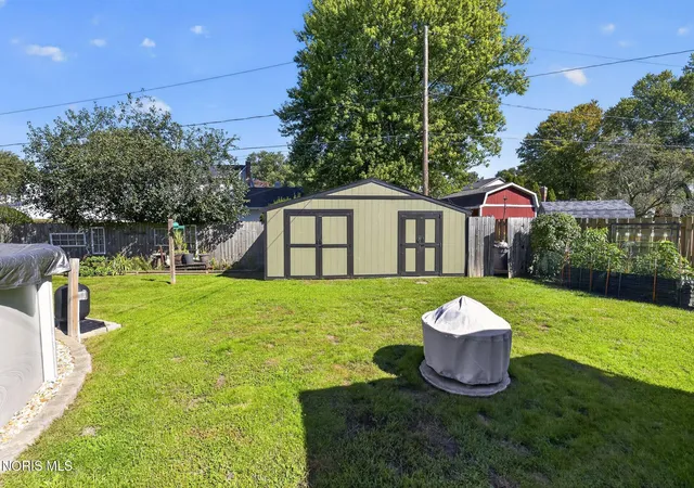 Photo 38 of Sale Pending at 4514 Talmadge Green Rd, Toledo, OH 43623 | MLS# 10013925 | Listing updated on 2026-10-26