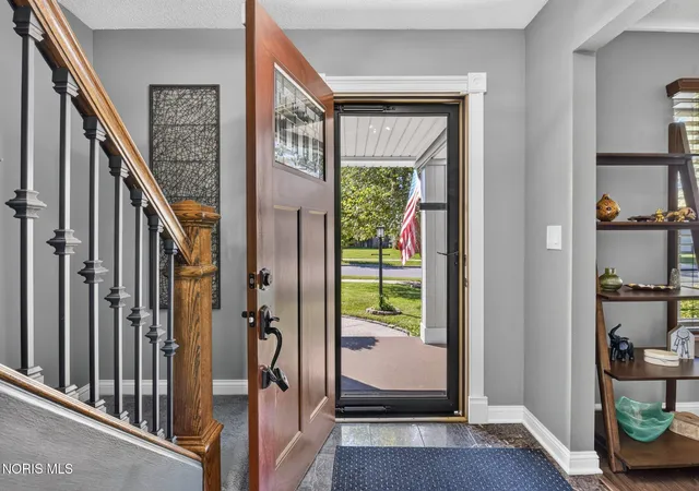 Photo 3 of Sale Pending at 4514 Talmadge Green Rd, Toledo, OH 43623 | MLS# 10013925 | Listing updated on 2026-10-26