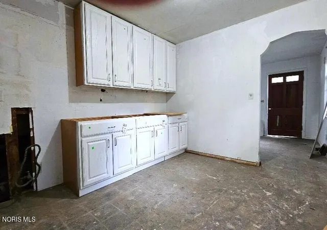 Photo 4 of Single family home for sale at 3411 Buckeye St, Toledo, OH 43608 | MLS# 10013938 | Listing updated on 2026-09-26