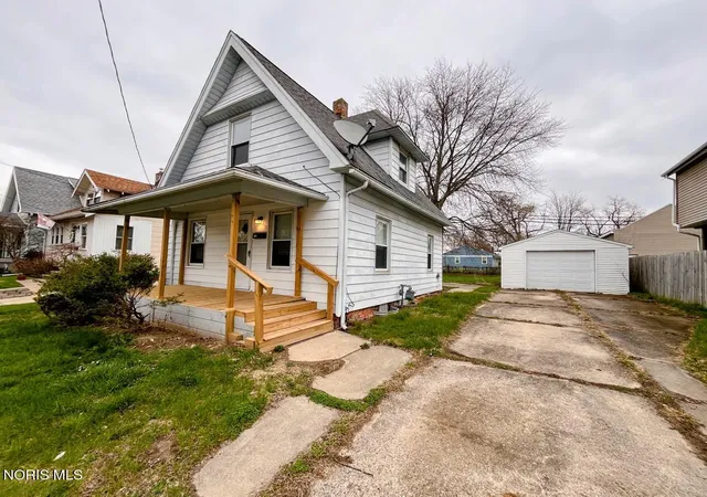Photo 2 of Single family home for sale at 859 National Ave, Toledo, OH 43609 | MLS# 10013986 | Listing updated on 2026-10-16