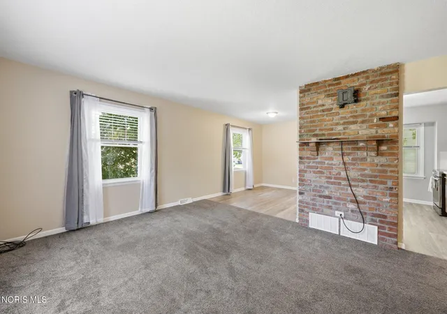 Photo 3 of Single family home for sale at 6461 Longfellow Rd, Sylvania, OH 43560 | MLS# 10014146 | Listing updated on 2026-10-27