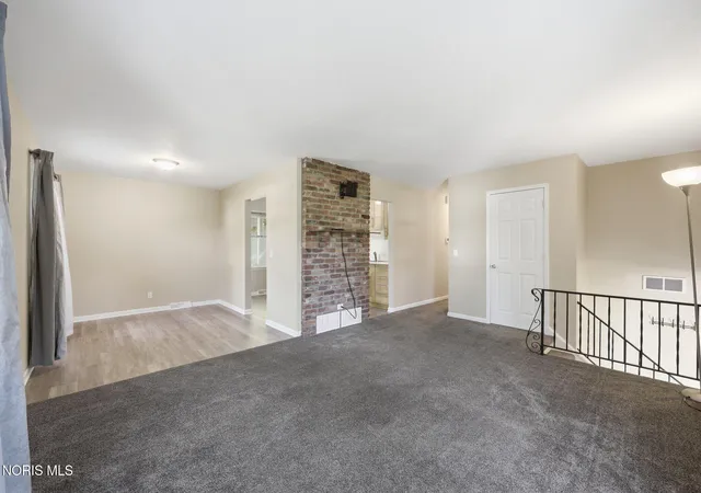 Photo 4 of Single family home for sale at 6461 Longfellow Rd, Sylvania, OH 43560 | MLS# 10014146 | Listing updated on 2026-10-27