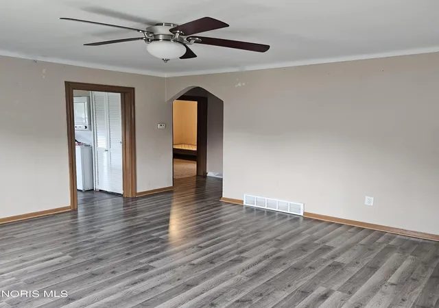 Photo 3 of Single family home for sale at 5019 Selma St, Toledo, OH 43613 | MLS# 10014017 | Listing updated on 2026-10-26