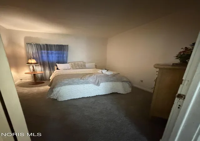 Photo 7 of Single family home for sale at 2458 Woodford St, Toledo, OH 43605 | MLS# 10014027 | Listing updated on 2026-10-15