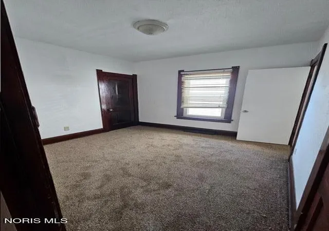 Photo 4 of Single family home for sale at 2629 Massillon St, Toledo, OH 43605 | MLS# 10014059 | Listing updated on 2026-10-27