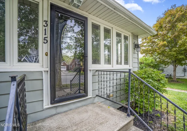 Photo 3 of Single family home for sale at 315 Kaufman St, Holgate, OH 43527 | MLS# 10014079 | Listing updated on 2026-10-09