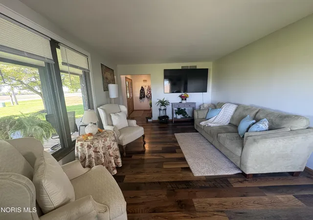 Photo 3 of Single family home for sale at 17647 County Rd C, Bryan, OH 43506 | MLS# 10014220 | Listing updated on 2026-10-25
