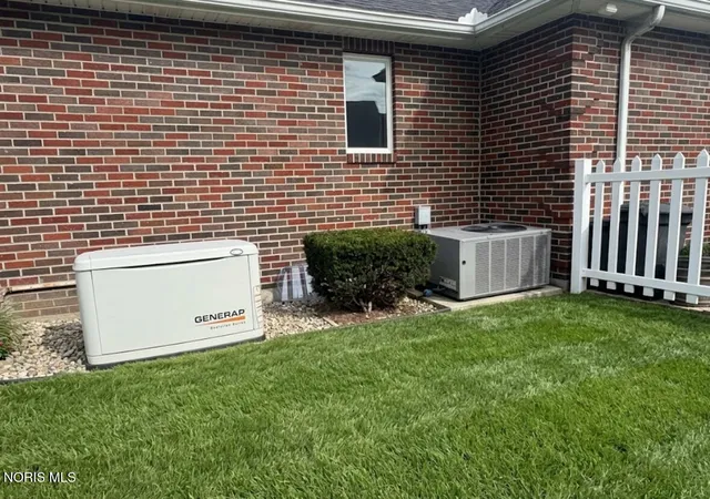 Photo 4 of Single family home for sale at 1127 Charlotte Cir, Van Wert, OH 45891 | MLS# 10014148 | Listing updated on 2026-10-07