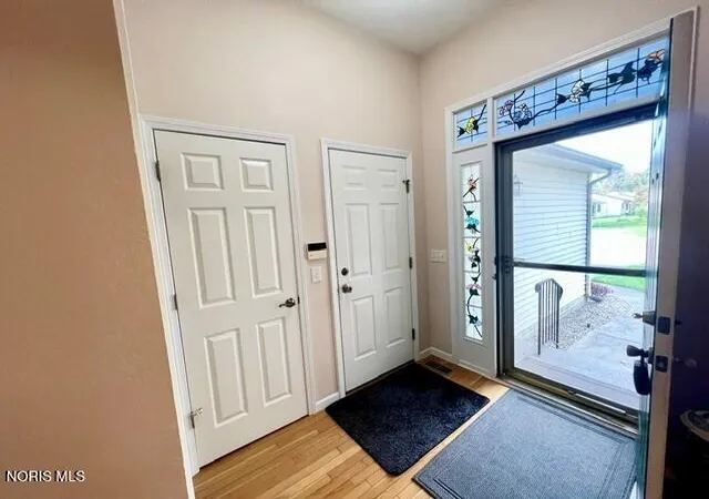 Photo 2 of Sale Pending at 5152 Avonhurst Rd, Toledo, OH 43623 | MLS# 10014181 | Listing updated on 2026-10-19
