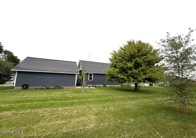 Photo 4 of Single family home for sale at 1510 S Main St, Bryan, OH 43506 | MLS# 10014173 | Listing updated on 2026-10-04